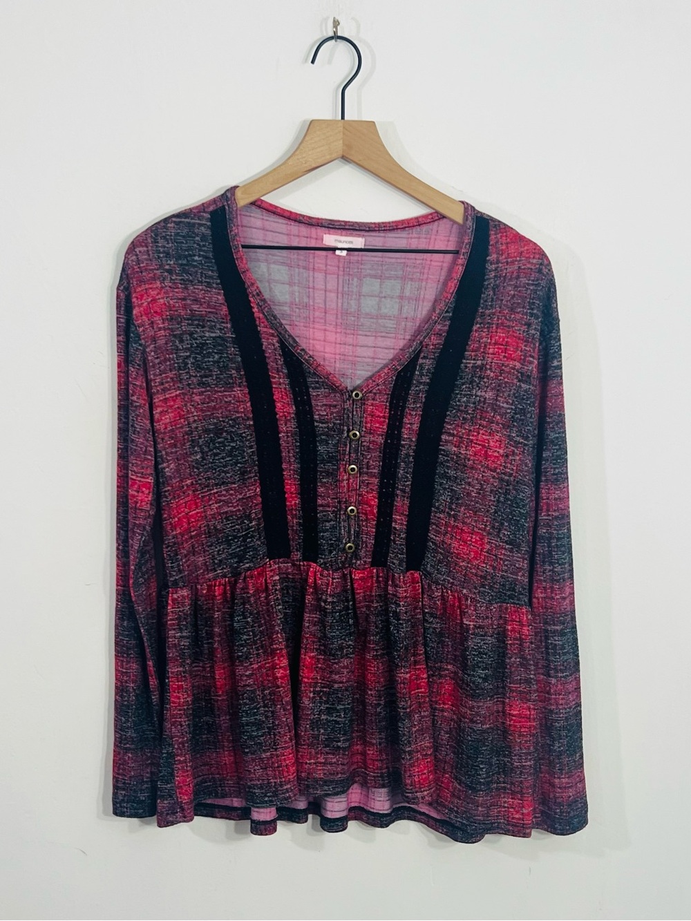 Maurices Plaid Pullover Long Sleeve Quarter Button Down V Neck Flattering Shape